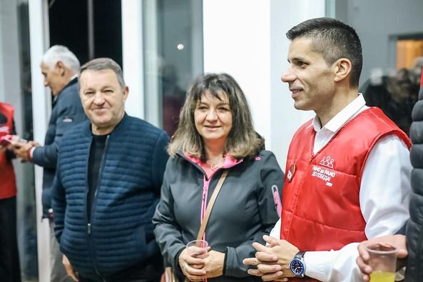 николовски