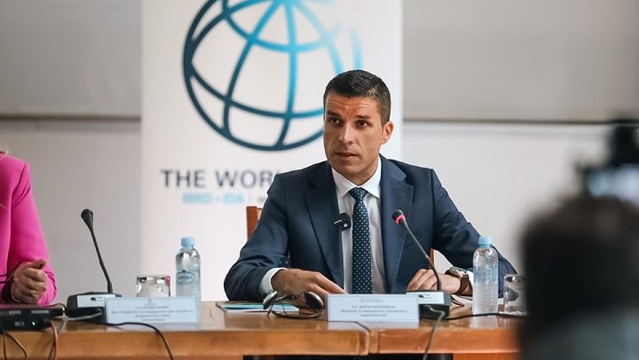 николовски