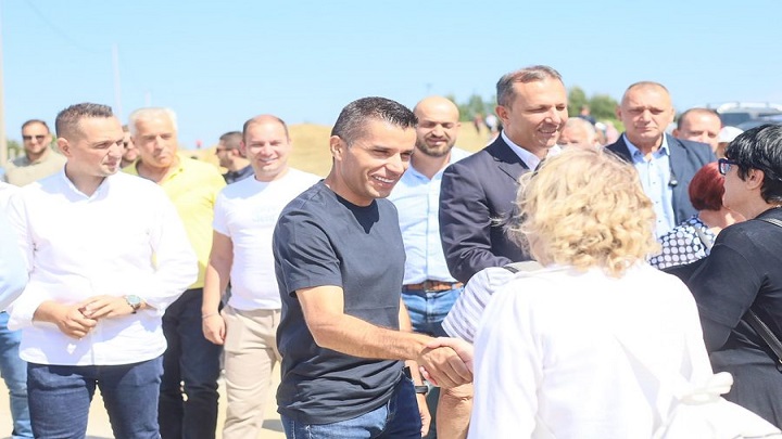 николовски