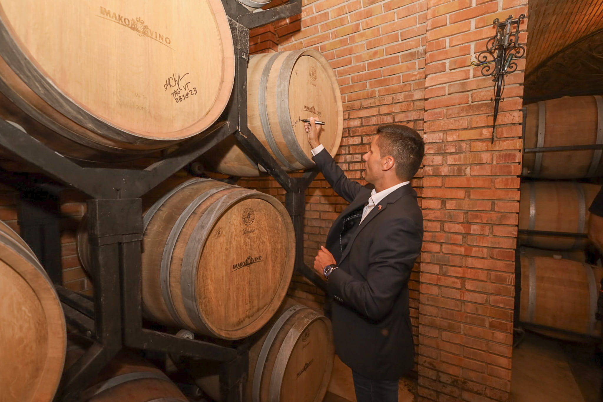 383995876_853063782854126_6150985489971610487_n