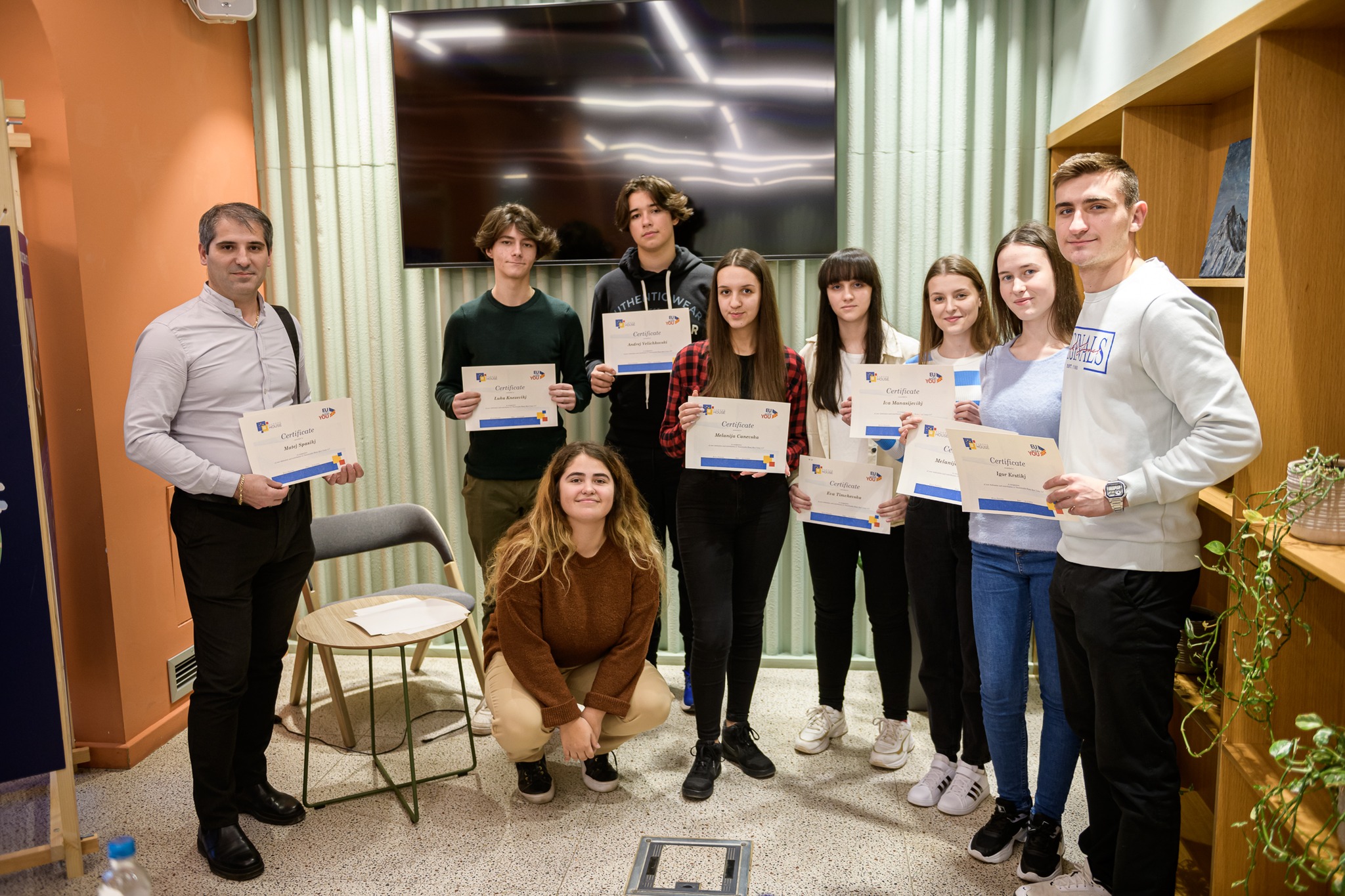 409655995_329727309817361_6891891391368464333_n