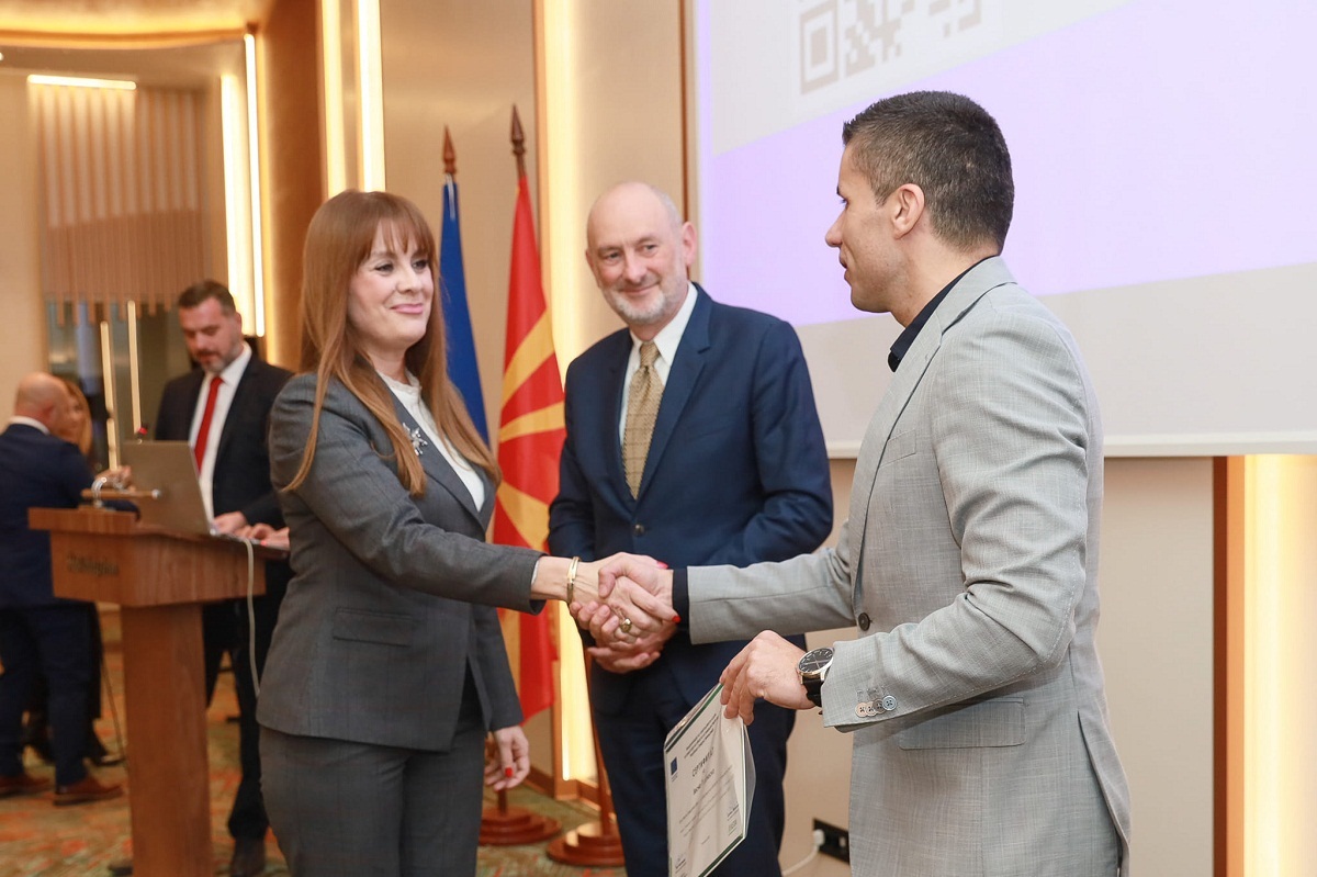 417452778_918127169681120_5354161938424696202_n