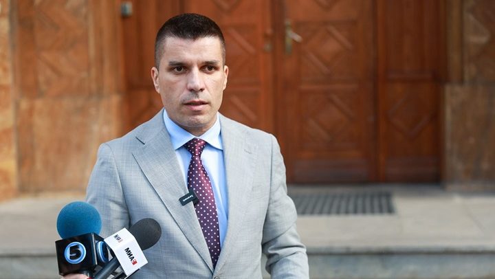 николовски