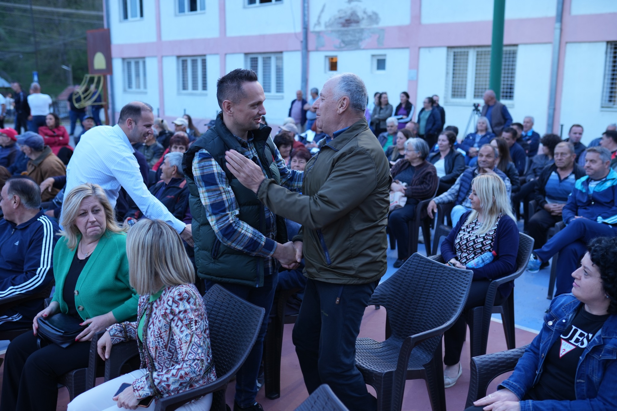 434471304_813306807489739_2803840425658155165_n