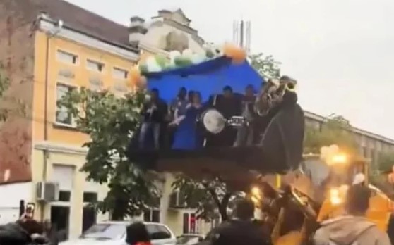 maturantka-vo-buarija-maturantka-bugarska