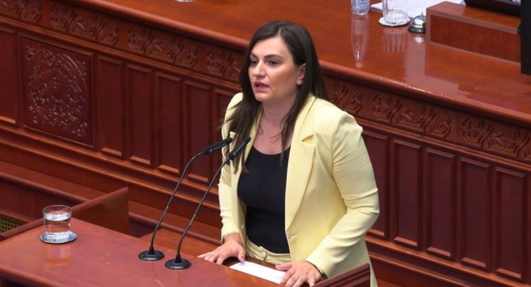monika-zajkova-parlament-1024x575
